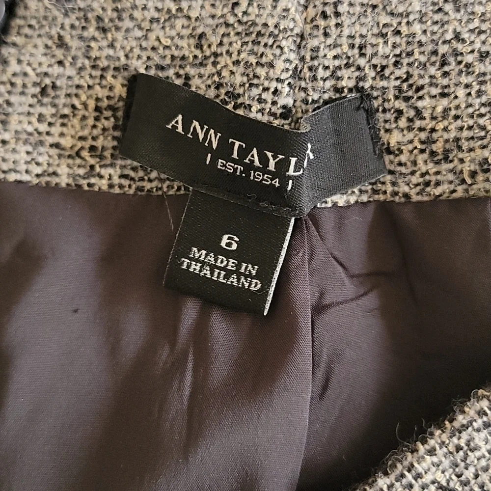 Ann Taylor | Gray Marled Pencil Skirt Size 6